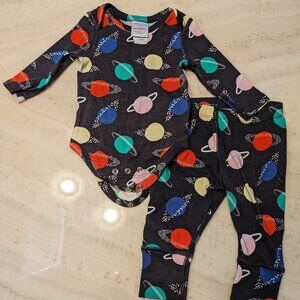 Hanna Andersson matching set - saturn (3-6M)